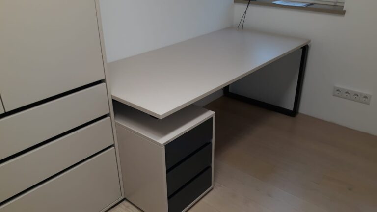Uhlmanns Büro Komplett Büroeinrichtung