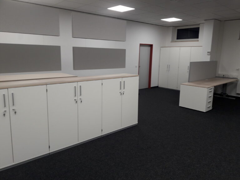 Uhlmanns Büro Komplett Büroeinrichtung