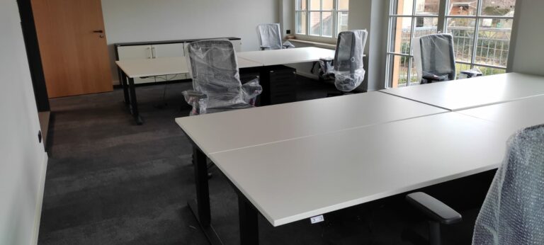 Uhlmanns Büro Komplett Büroeinrichtungen